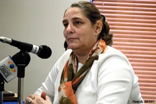 Gran Debate Sobre El Salón Nacional De Artistas