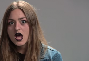 De la Crítica Indignada al Crítico como Youtuber De la Crítica Indignada al Crítico como Youtuber